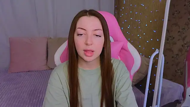 Ann moon   online show from 02-23-25, 06:23