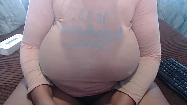 Snapshot of BUBBLYBUNNYxx chatting on 05-28-26, 05:16 BUBBLYBUNNYxx online show from 05-28-26, 05:16
