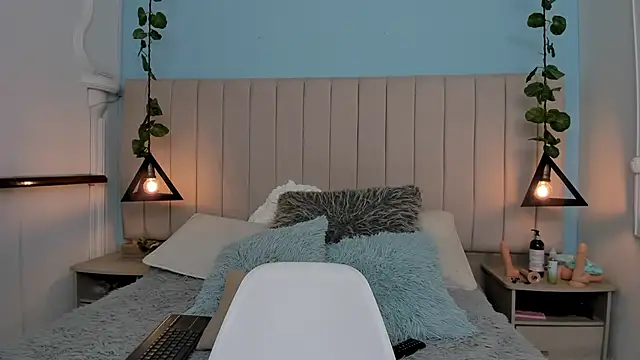 Paulina Lopezz online show from 03-13-25, 08:43