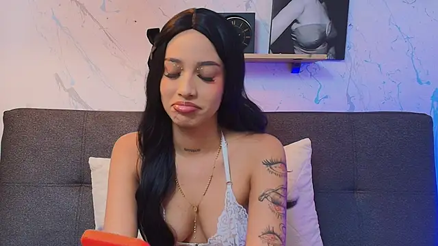 Paulina Lopezz online show from 06-17-26, 05:21
