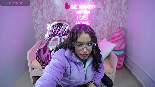 kassandra ch  online show from 02-02-25, 12:02