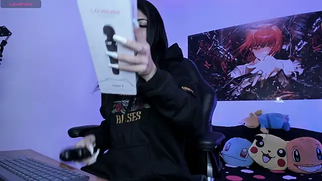 Snapshot of Samanta_kl chatting on 11-04-25, 12:59 Samanta kl online show from 11-04-25, 12:59