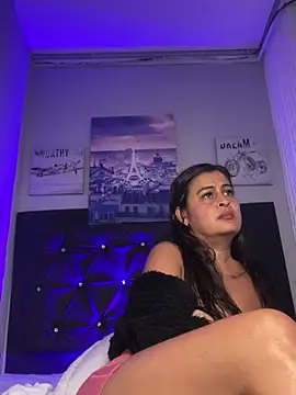 Lili  taylor online show from 03-14-25, 02:19