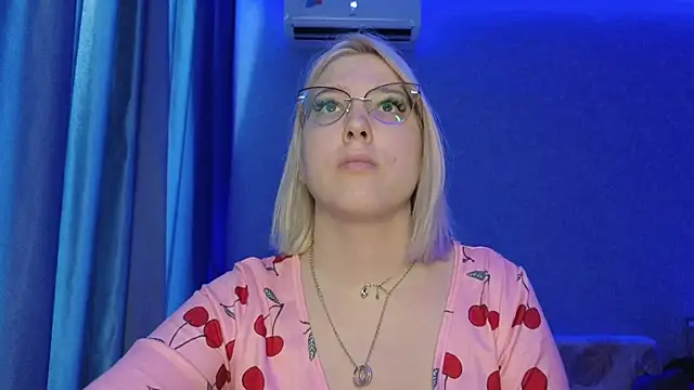 HotBrandyX online show from 06-12-26, 10:03