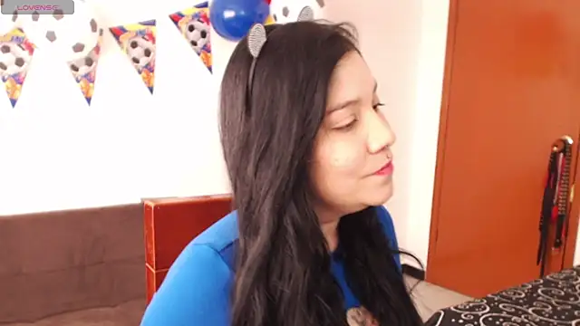 sharonnleon online show from 06-19-26, 07:06