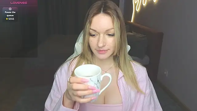 Snapshot of MargaretSweet1 chatting on 03-01-26, 08:38 MargaretSweet1 online show from 03-01-26, 08:38