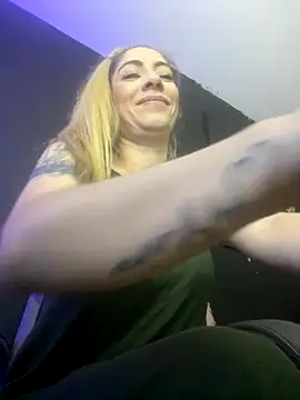 viktoria davis  online show from 09-25-25, 11:19