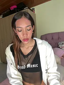 zoe storm online show from 03-07-26, 12:07