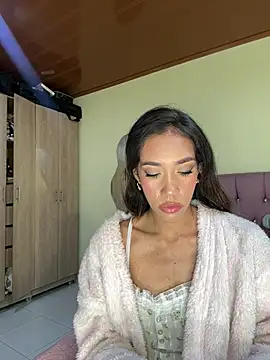 zoe storm online show from 06-18-26, 10:36