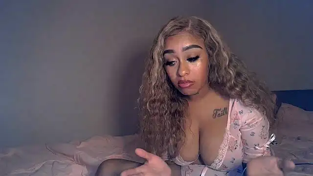 Snapshot of hazelbaby8880 chatting on 01-23-25, 09:29 hazelbaby8880 online show from 01-23-25, 09:29