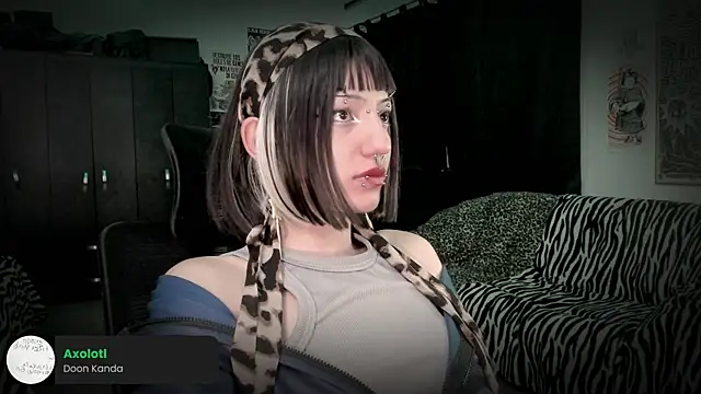 roxy toxic online show from 07-10-26, 01:43