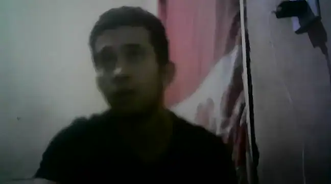 Snapshot of EstebanAkyLu chatting on 01-20-25, 07:04 EstebanAkyLu online show from 01-20-25, 07:04