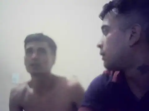 Snapshot of EstebanAkyLu chatting on 09-24-25, 11:35 EstebanAkyLu online show from 09-24-25, 11:35