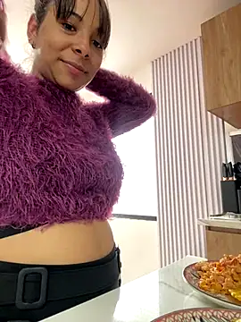 Freydis18 online show from 11-29-25, 03:26