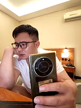 Snapshot of goodboyfcy chatting on 03-06-25, 04:17 goodboyfcy online show from 03-06-25, 04:17