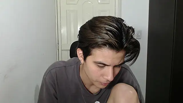 Dha lia0 online show from 01-18-25, 07:38