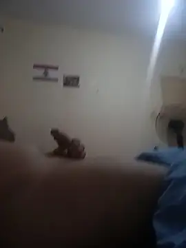 Snapshot of rox_hamm chatting on 10-28-25, 08:33 rox hamm online show from 10-28-25, 08:33