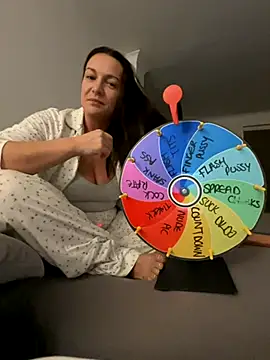 Snapshot of GoddessLucyRose chatting on 10-10-25, 09:25 GoddessLucyRose online show from 10-10-25, 09:25