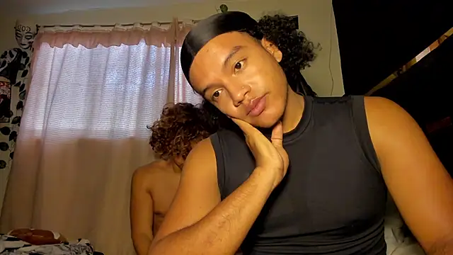 Snapshot of DanteAndKyle chatting on 08-03-26, 12:43 DanteAndKyle online show from 08-03-26, 12:43