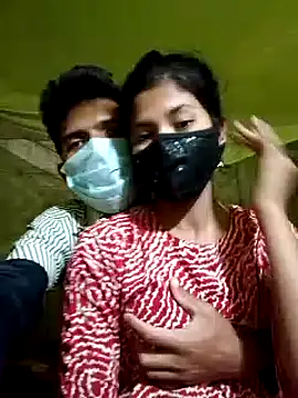 Snapshot of Hot_couple_1 chatting on 03-06-25, 04:49 Hot couple 1 online show from 03-06-25, 04:49