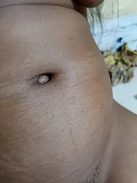 Snapshot of Hot_couple_1 chatting on 09-16-25, 07:59 Hot couple 1 online show from 09-16-25, 07:59