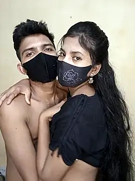 Snapshot of Hot_couple_1 chatting on 09-17-25, 05:36 Hot couple 1 online show from 09-17-25, 05:36