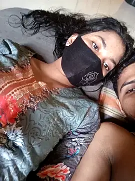 Snapshot of Hot_couple_1 chatting on 09-20-25, 09:10 Hot couple 1 online show from 09-20-25, 09:10