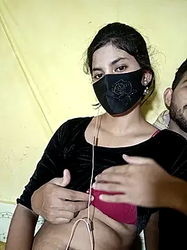 Snapshot of Hot_couple_1 chatting on 10-19-25, 05:02 Hot couple 1 online show from 10-19-25, 05:02