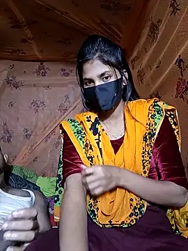 Snapshot of Hot_couple_1 chatting on 02-24-26, 05:00 Hot couple 1 online show from 02-24-26, 05:00