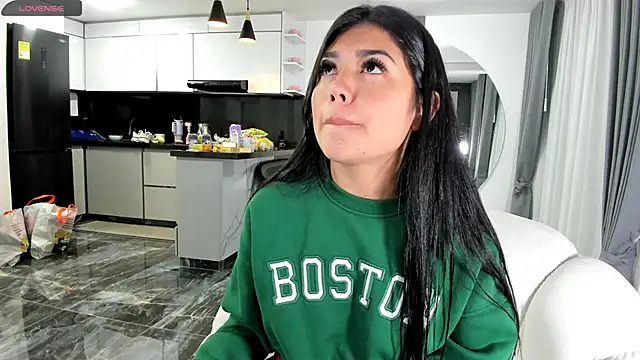 Snapshot of 1lubonnie chatting on 03-12-25, 01:03 1lubonnie online show from 03-12-25, 01:03