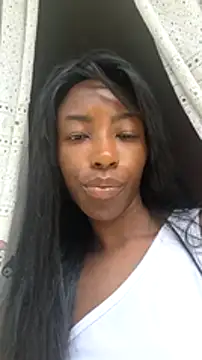 Snapshot of melangelo17 chatting on 02-05-25, 01:44 melangelo17 online show from 02-05-25, 01:44