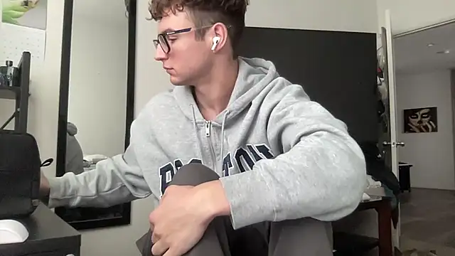 ryan 28747 online show from 11-20-25, 09:25