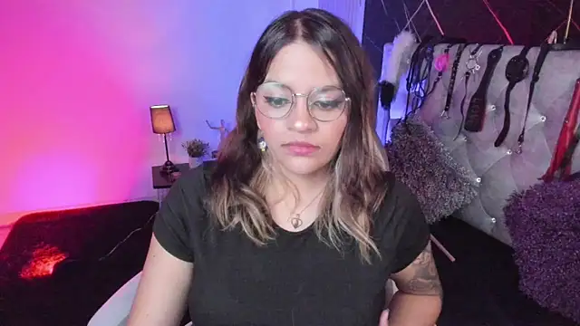 victoria  floyd online show from 05-01-26, 09:41