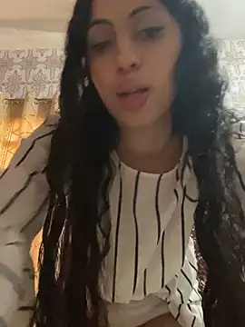 Snapshot of majdolin78 chatting on 10-30-25, 12:50 majdolin78 online show from 10-30-25, 12:50