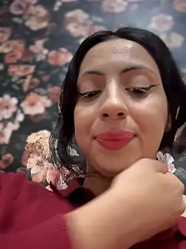 Snapshot of majdolin78 chatting on 02-19-26, 11:06 majdolin78 online show from 02-19-26, 11:06