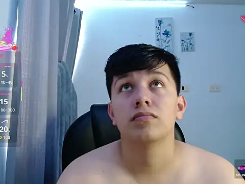 Snapshot of Alan_red chatting on 02-11-26, 05:07 Alan red online show from 02-11-26, 05:07