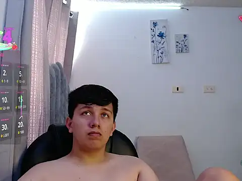 Snapshot of Alan_red chatting on 02-24-26, 03:32 Alan red online show from 02-24-26, 03:32