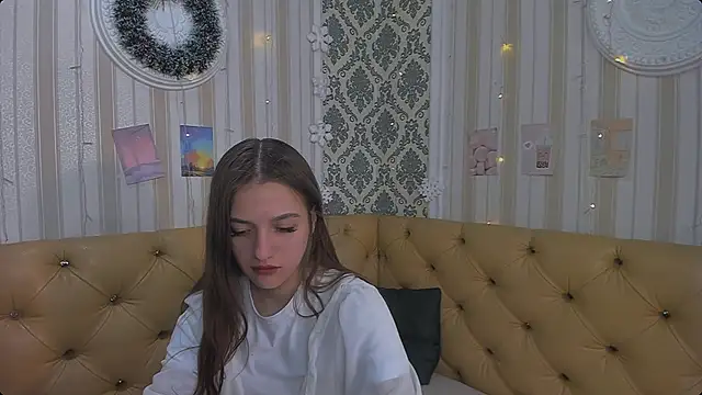 Katy  Cute online show from 03-21-25, 02:18