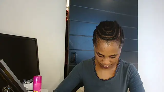 Godessofpleasxa online show from 03-08-26, 07:12