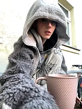 Snapshot of Ciara2004 chatting on 12-02-25, 07:36 Ciara2004 online show from 12-02-25, 07:36