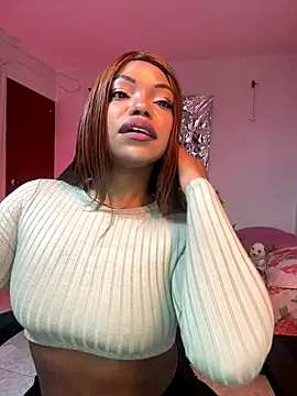 Snapshot of SaraYedid17 chatting on 01-07-26, 12:18 SaraYedid17 online show from 01-07-26, 12:18