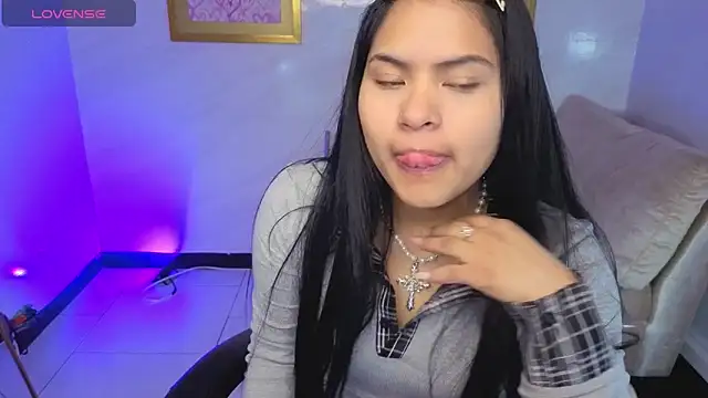 Paulette v online show from 06-11-26, 01:09