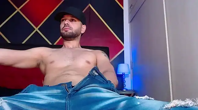 Cristian white online show from 03-17-25, 06:40