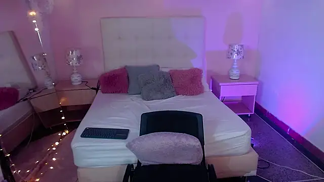 ScarlettDreamss7 online show from 02-28-25, 03:37