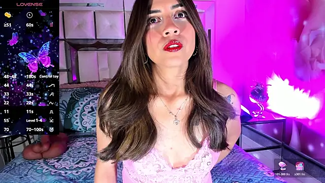 Snapshot of emili_clark chatting on 11-26-25, 04:02 emili clark online show from 11-26-25, 04:02