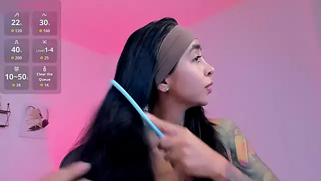 sophierooy22 online show from 12-22-25, 01:24