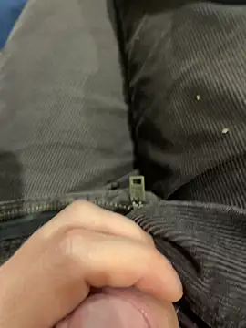 Snapshot of Prolapse_Pig chatting on 12-02-25, 03:01 Prolapse Pig online show from 12-02-25, 03:01