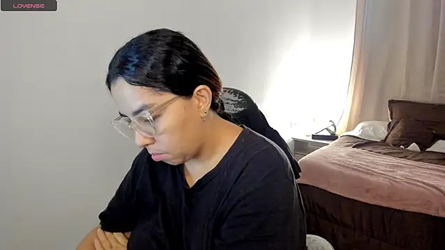 Snapshot of brithany_olson25 chatting on 12-03-25, 11:52 brithany olson25 online show from 12-03-25, 11:52