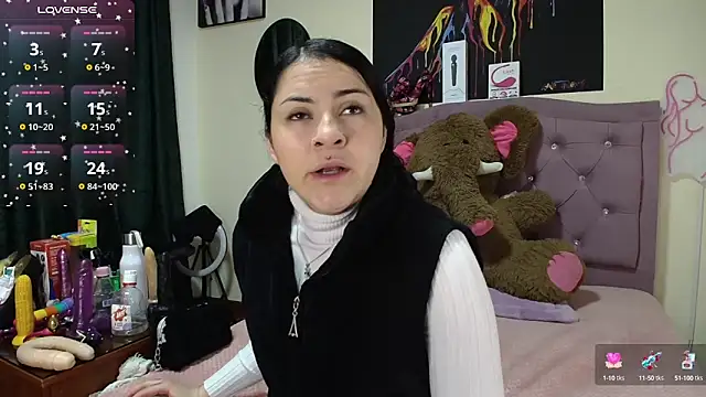 Emmie Hot online show from 09-09-25, 11:54