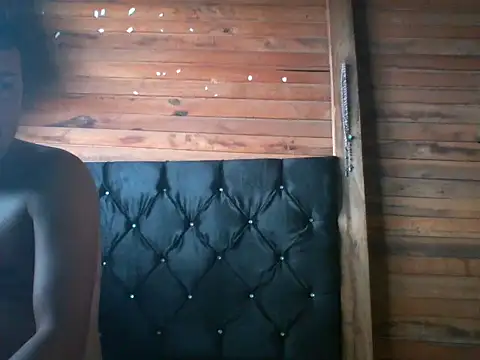 Snapshot of Lily_Sweet24 chatting on 11-20-25, 01:33 Lily Sweet24 online show from 11-20-25, 01:33